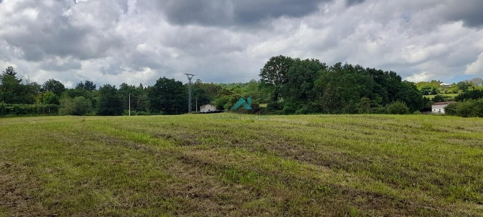 Terreno en Rasines, Cantabria en venta - Vista aérea - Imagen 2 de 4