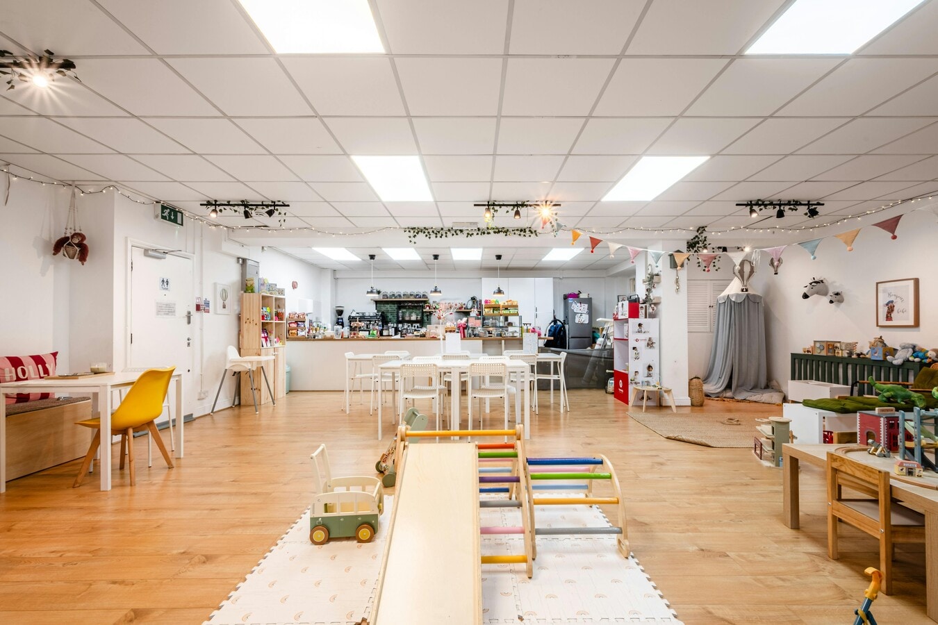 414-422 Hackney Rd, London, LND E2 7SY - Unidad Unit 3 -  - Foto del interior - Image 2 of 9