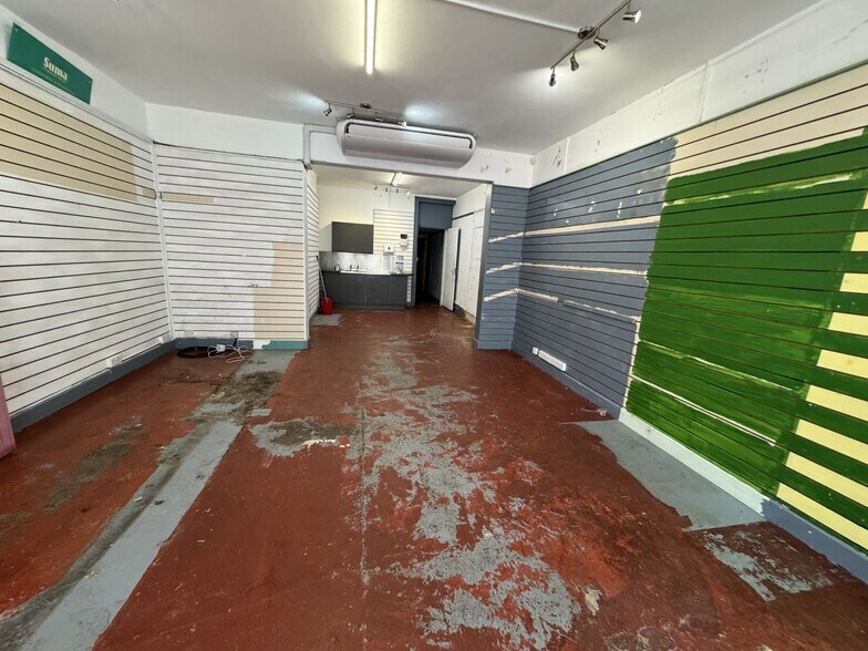 5 Peel St, Huddersfield en venta - Foto del interior - Imagen 3 de 9
