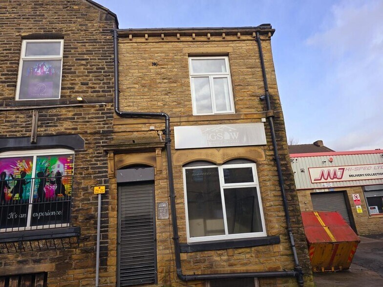 6 Russell Street, Keighley en venta - Foto del edificio - Imagen 1 de 11