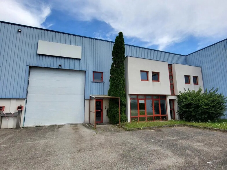 9 Rue Jean Rostand, Genas en alquiler - Foto del edificio - Imagen 2 de 7