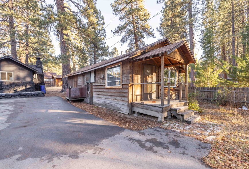 449 Georgia St, Big Bear Lake, CA en venta - Foto del edificio - Imagen 3 de 24