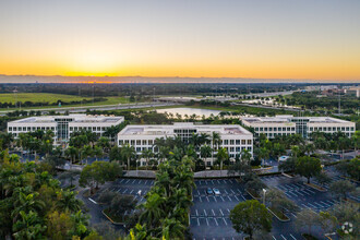 2200 N Commerce Pky, Weston, FL - vista aérea  vista de mapa