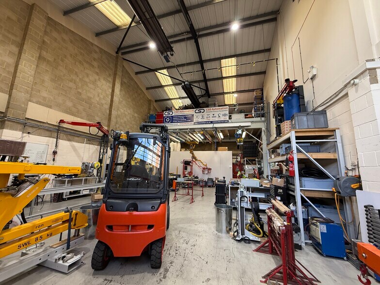 25 Letchworth Business Park, Letchworth Garden City en alquiler - Foto del edificio - Imagen 3 de 5