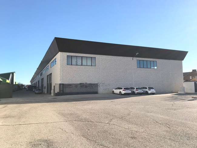 Más detalles para Calle Vega del Bornova, 1, Quer - Nave en venta