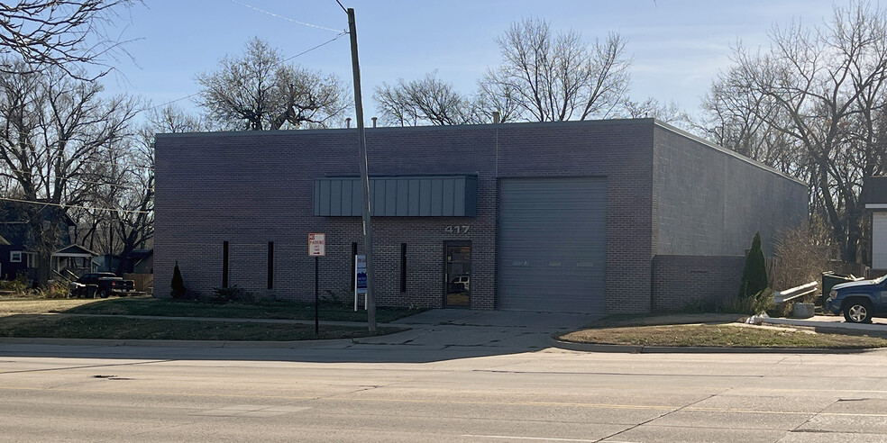 417 SE 10th Ave, Topeka, KS en alquiler - Foto del edificio - Imagen 2 de 8