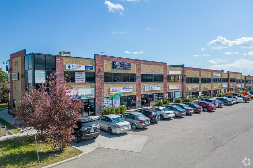 55 Westwinds Cres NE, Calgary, AB en alquiler - Foto del edificio - Imagen 3 de 8