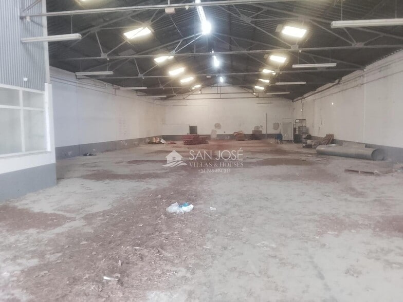 Nave en Caudete, Albacete en venta - Foto del edificio - Imagen 3 de 7