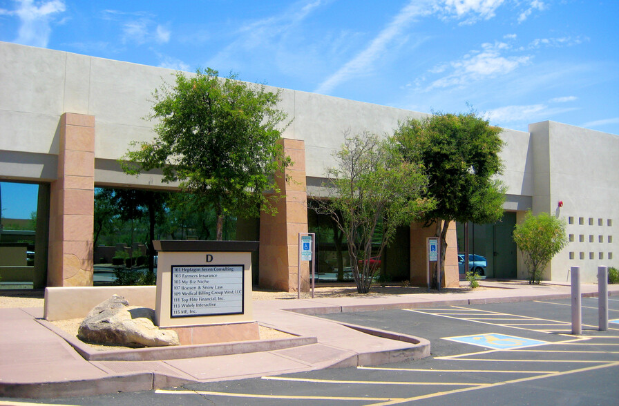 17767 N Perimeter Dr, Scottsdale, AZ en alquiler - Foto del edificio - Imagen 2 de 3