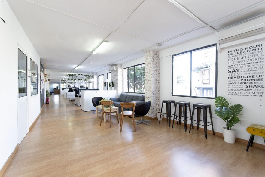 Edificio residencial en Málaga, Málaga en venta - Foto del interior - Imagen 1 de 1