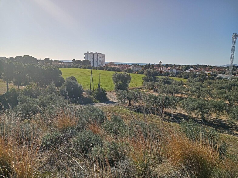 Carrer Poligono 21, 37, Cambrils, Tarragona en venta - Foto del edificio - Imagen 2 de 5