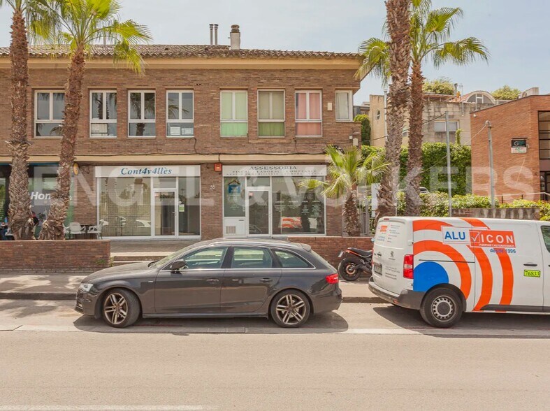 Local en Sant Cugat del Vallès, Barcelona en alquiler - Foto del edificio - Imagen 1 de 2