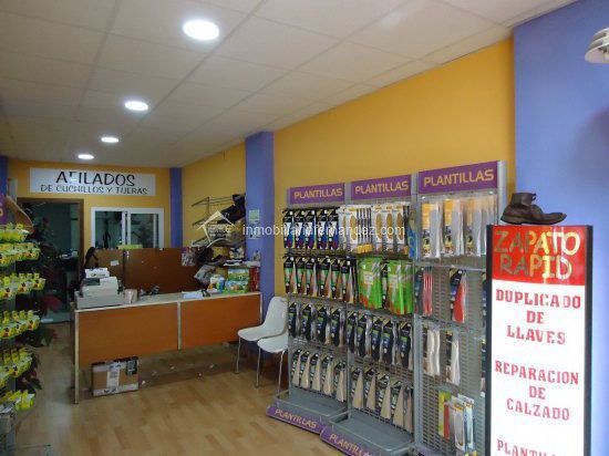 Local en Cáceres, Cáceres en venta Foto del edificio- Imagen 1 de 7