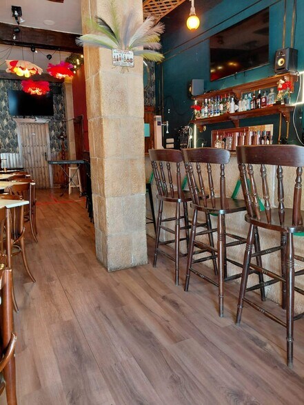 Local en Alicante, Alicante en alquiler - Foto del interior - Imagen 3 de 11