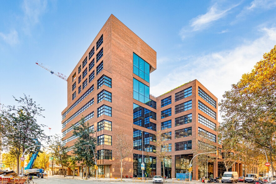 Carrer de Llull, 112, Barcelona, Barcelona en alquiler - Foto del edificio - Imagen 2 de 4