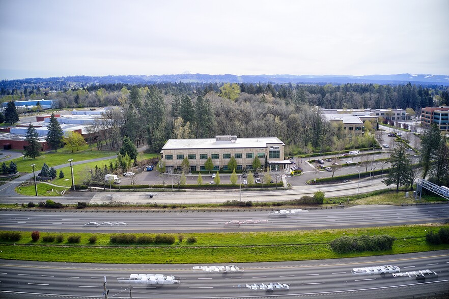 27100 SW Parkway Ave, Wilsonville, OR en alquiler - Vista aérea - Imagen 1 de 4