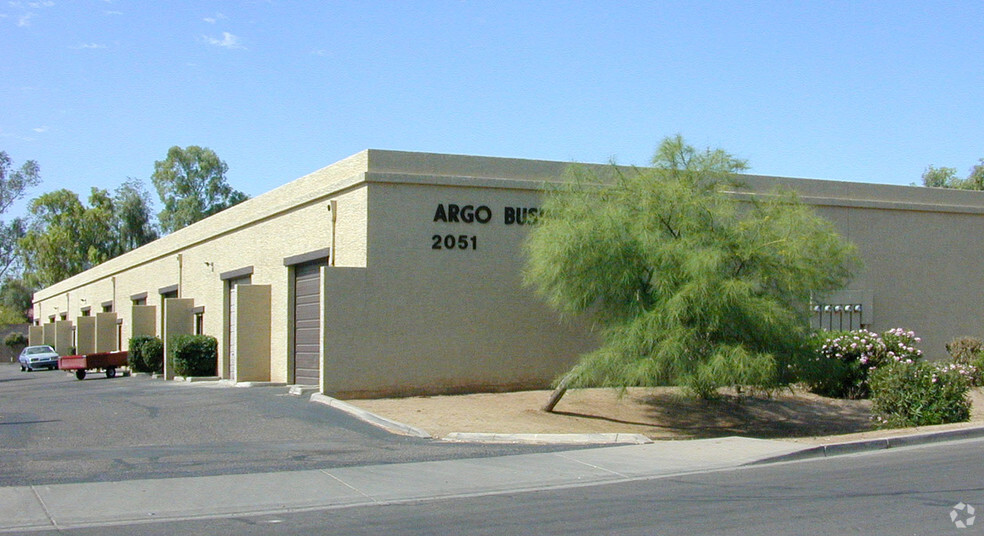 2051 E Cedar St, Tempe, AZ en alquiler - Foto del edificio - Imagen 3 de 20