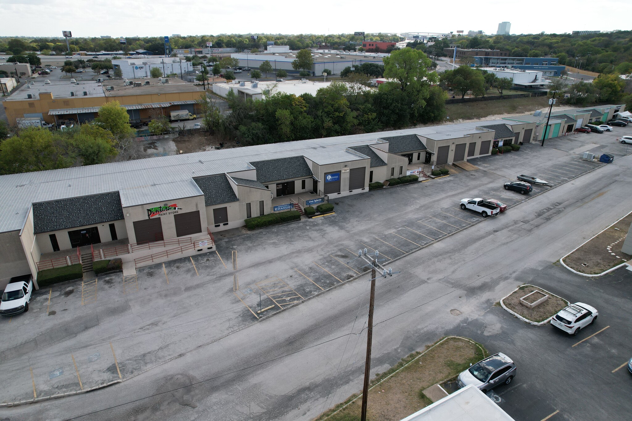 4335 Vance Jackson St, San Antonio, TX en alquiler Foto del edificio- Imagen 1 de 6