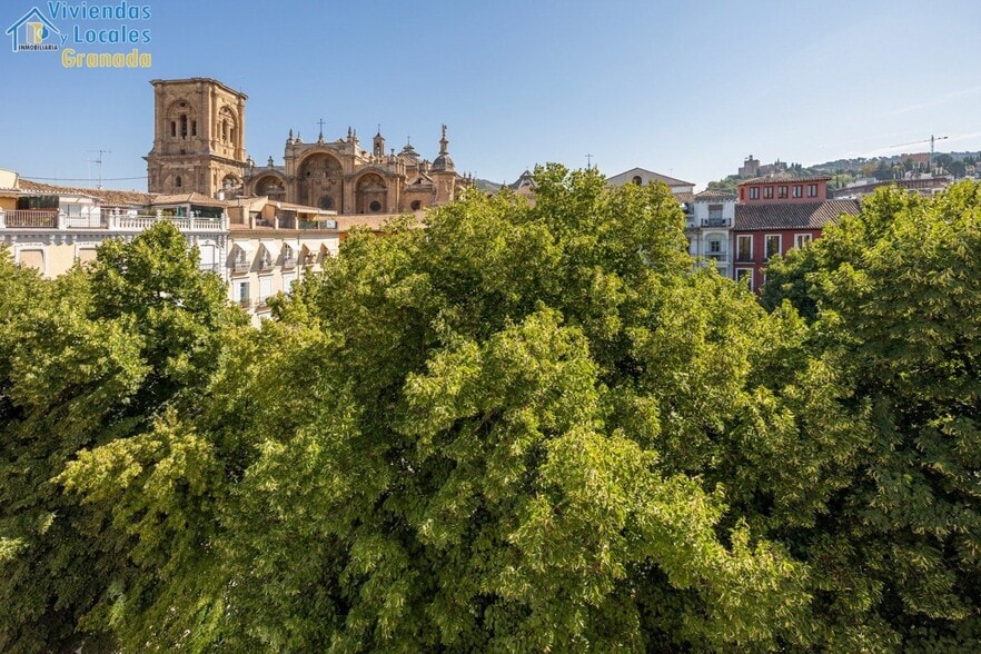 en Granada en venta - Foto del edificio - Imagen 1 de 49