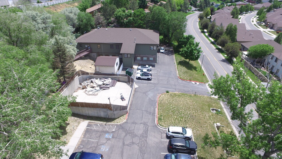 9075 S Riverside Dr, Sandy, UT en venta - Foto del edificio - Imagen 2 de 14