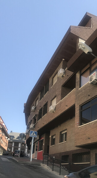 Más detalles de Calle Nogal, 1, Las Rozas de Madrid - Edificio residencial​ en venta