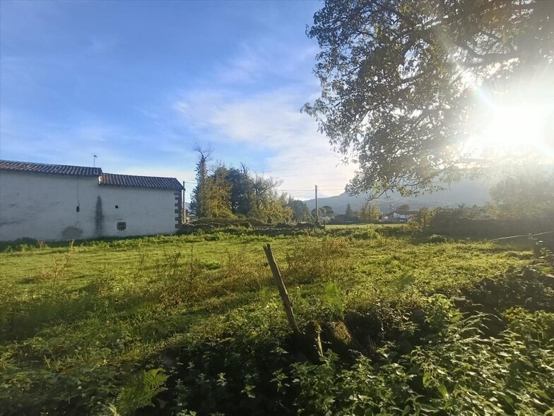 Entidad Arenas de Iguña, Sn, Arenas de Iguña, Cantabria en venta - Foto del edificio - Imagen 2 de 2
