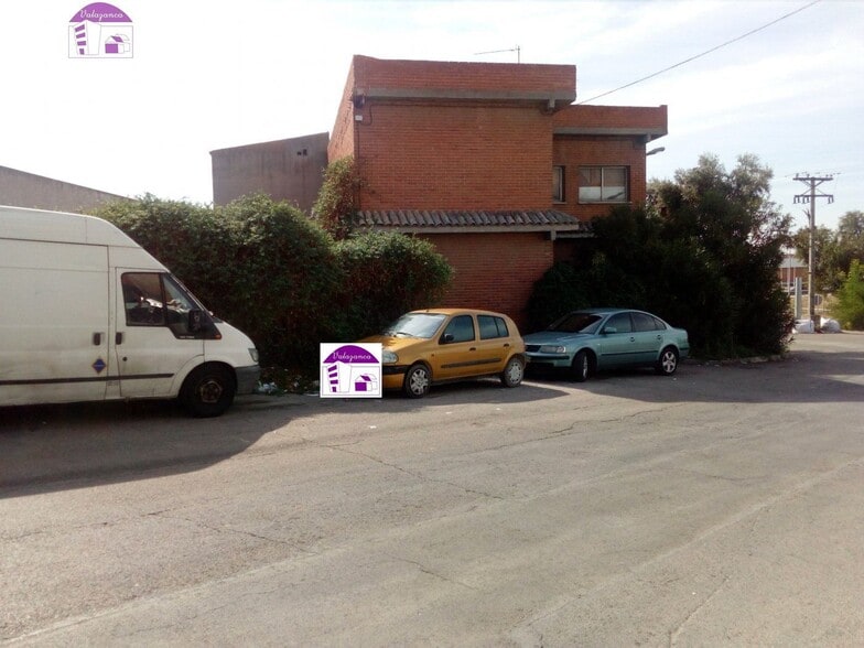 Nave en Parla, Madrid en venta - Foto del edificio - Imagen 3 de 5