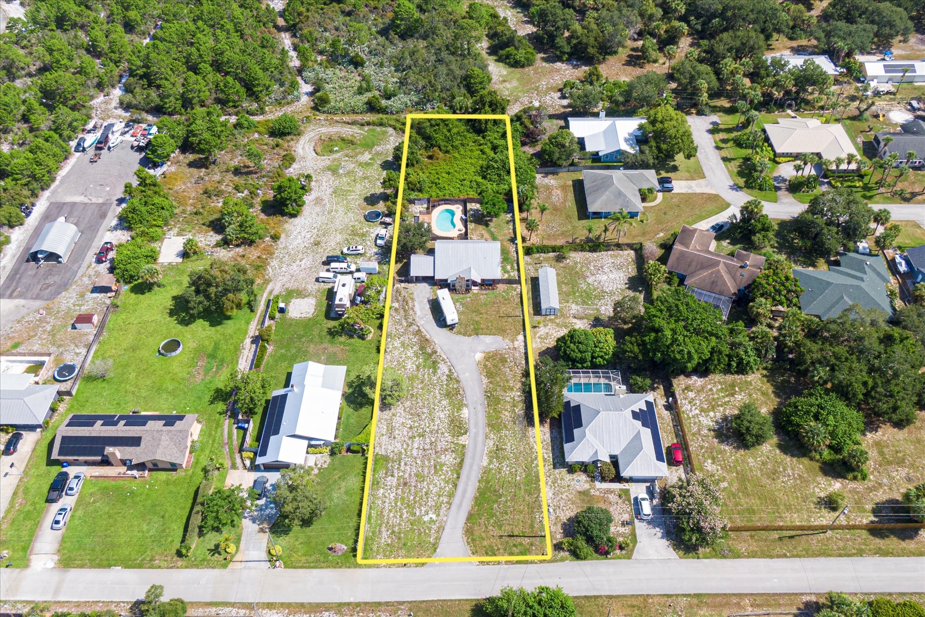 430 11th Ln SW, Vero Beach, FL en venta Foto principal- Imagen 1 de 37