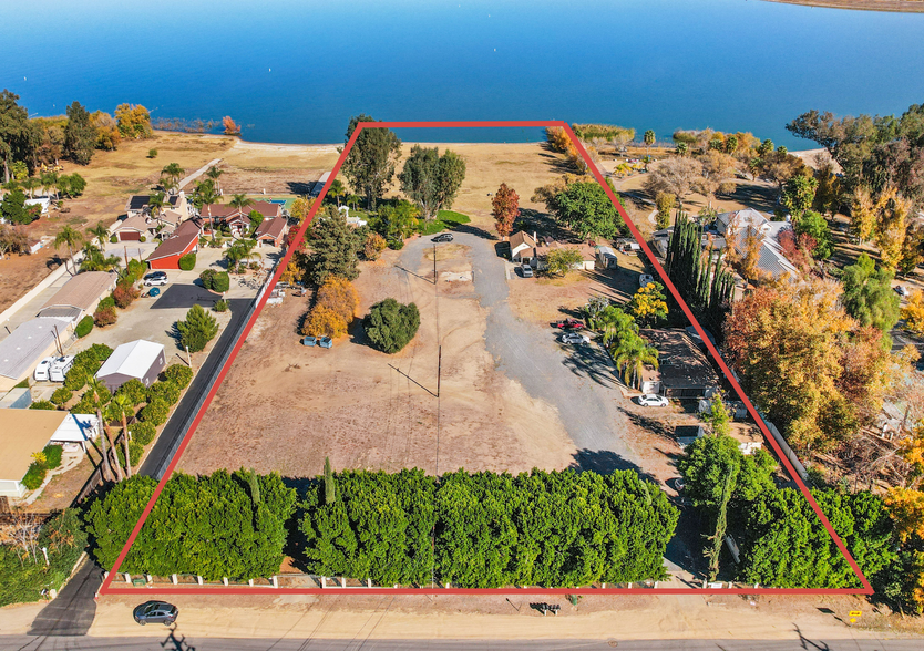 17690 Grand Ave, Lake Elsinore, CA en venta - Foto principal - Imagen 1 de 6