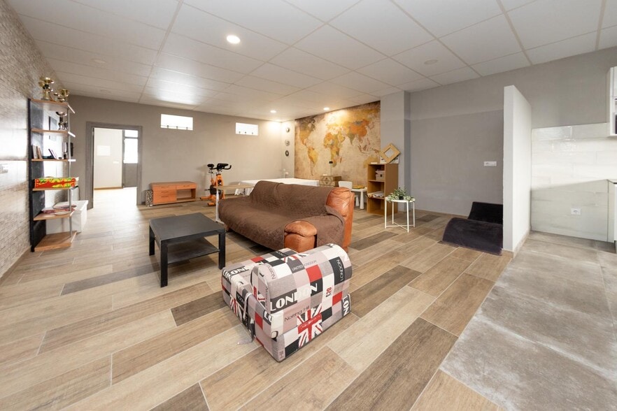 Edificio residencial en Pineda de Mar, Barcelona en venta - Foto del edificio - Imagen 3 de 4