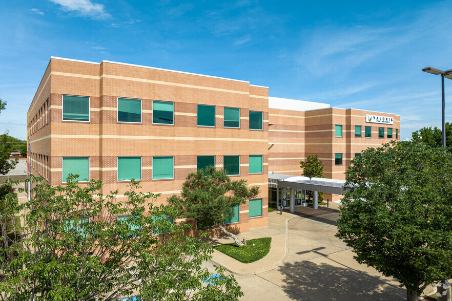 530 Clara Barton Blvd, Garland, TX en alquiler - Foto del edificio - Imagen 3 de 16