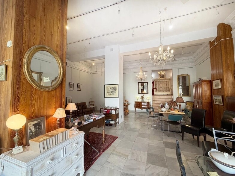 Local en Madrid, Madrid en venta - Foto del interior - Imagen 3 de 4
