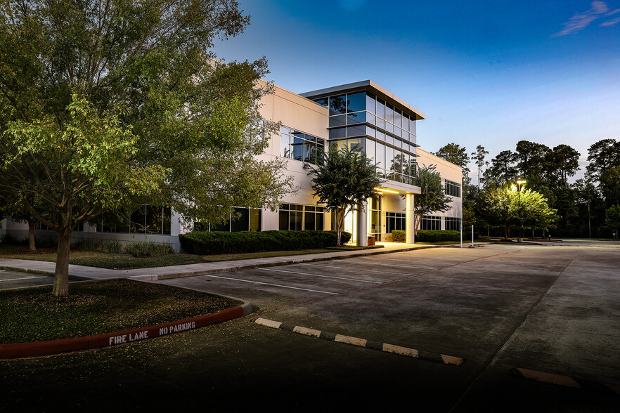 2750 Technology Forest Blvd, The Woodlands, TX en alquiler - Foto del edificio - Imagen 2 de 21