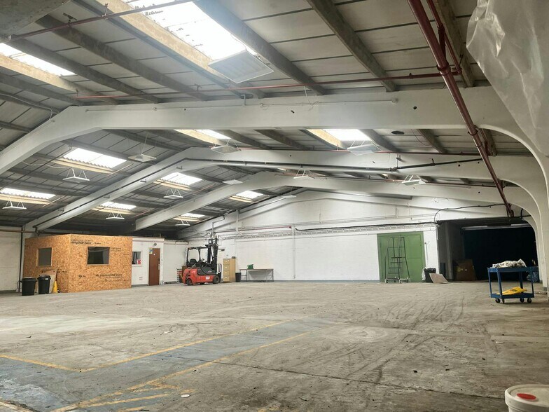 Firswood Rd, Birmingham en venta - Foto del edificio - Imagen 2 de 15