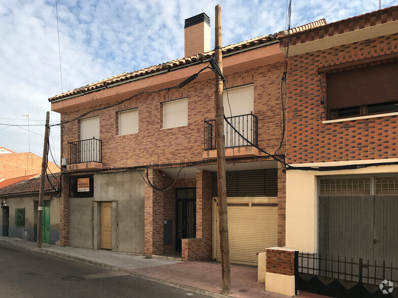 Calle Illescas, 12, Yuncos, Toledo en alquiler - Foto principal - Imagen 1 de 2