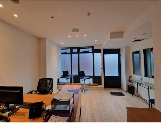 160-164 Pentonville Rd, London en alquiler - Foto del edificio - Imagen 1 de 9