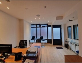 160-164 Pentonville Rd, London en alquiler Foto del edificio- Imagen 2 de 2