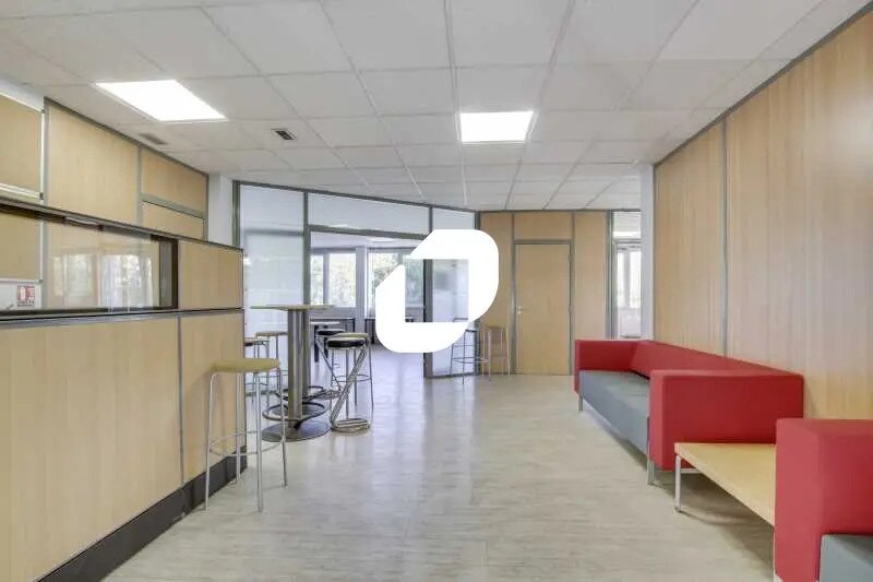 1 Rue Francois Geoffre, Montigny-le-Bretonneux en venta Foto del interior- Imagen 1 de 9