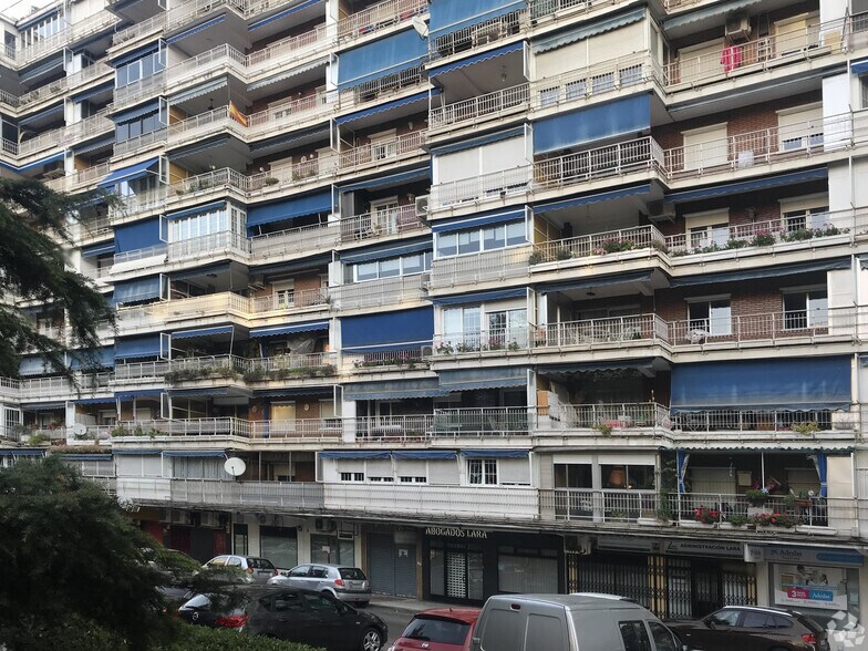 Calle Porto Colón, 10, Alcorcón, Madrid en alquiler - Foto del edificio - Imagen 2 de 2