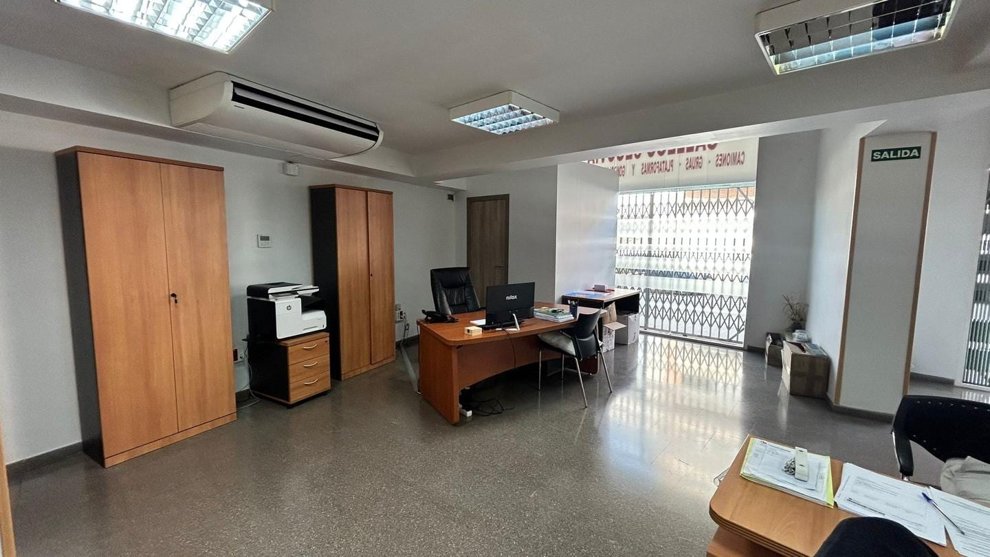 Sant Feliu de Llobregat, BAR 08980 - Unidad - -  - Foto del interior - Image 1 of 11