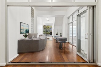 79-81 Regent St, Redfern en alquiler Vestíbulo- Imagen 1 de 5