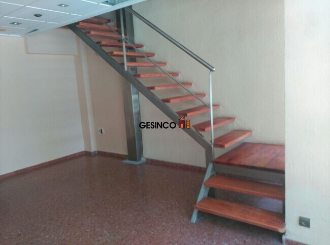 Más detalles de Local en alquiler