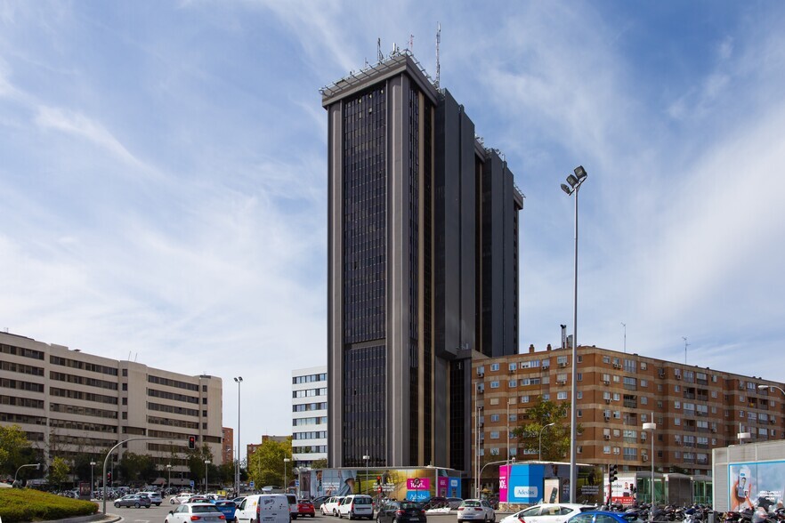 Plaza Castilla, 3, Madrid, Madrid en alquiler - Foto del edificio - Imagen 2 de 2