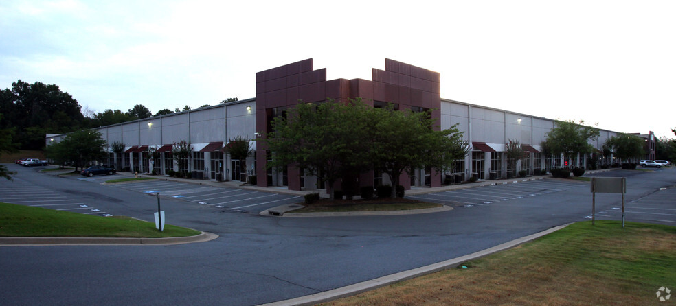 12120 Colonel Glenn Rd, Little Rock, AR en alquiler - Foto del edificio - Imagen 2 de 11