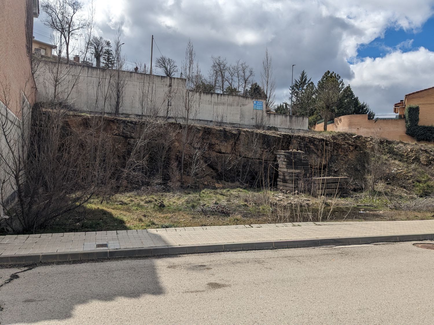 Terreno en Sigüenza, Guadalajara en venta Foto principal- Imagen 1 de 1