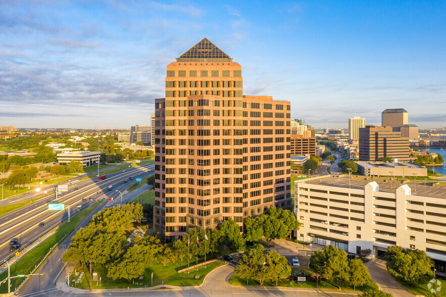 545 E John Carpenter Fwy, Irving, TX en alquiler - Foto del edificio - Imagen 2 de 3