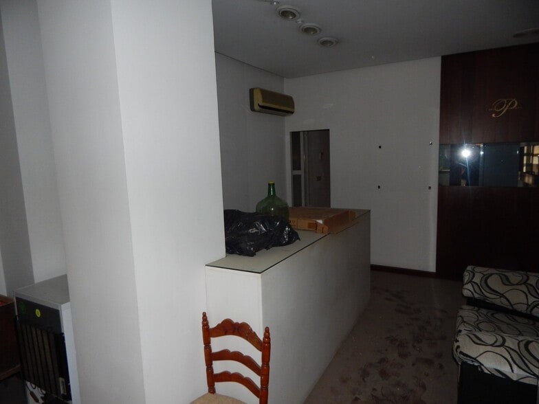 Local en València en venta - Foto del edificio - Imagen 2 de 11