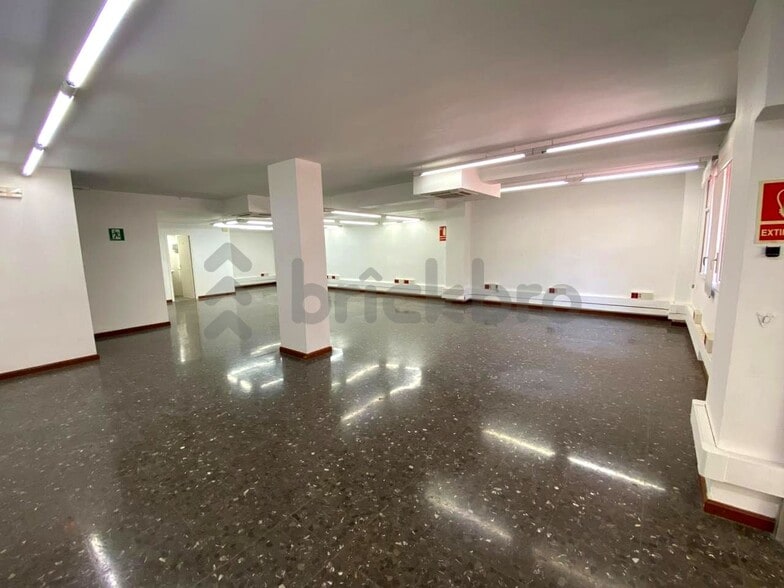 Edificio residencial en Barcelona, Barcelona en venta - Foto del interior - Imagen 2 de 6