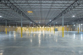 2350 Park Center Drive, Mebane, NC en alquiler Foto del interior- Imagen 2 de 11