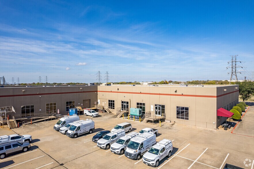 2304 Tarpley Rd, Carrollton, TX en alquiler - Foto del edificio - Imagen 2 de 7